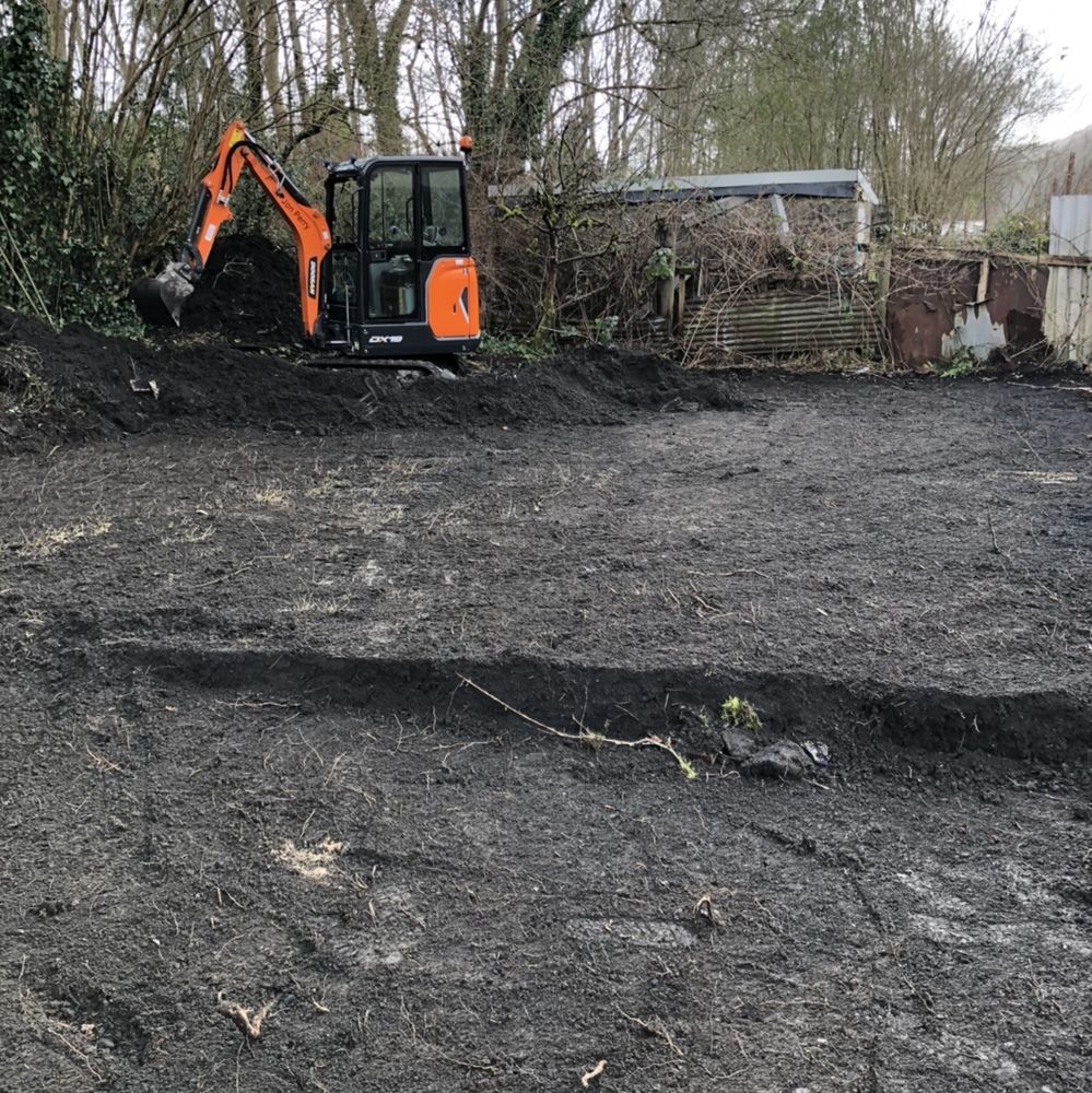 Mini Digger Experts Covering Aberdare
