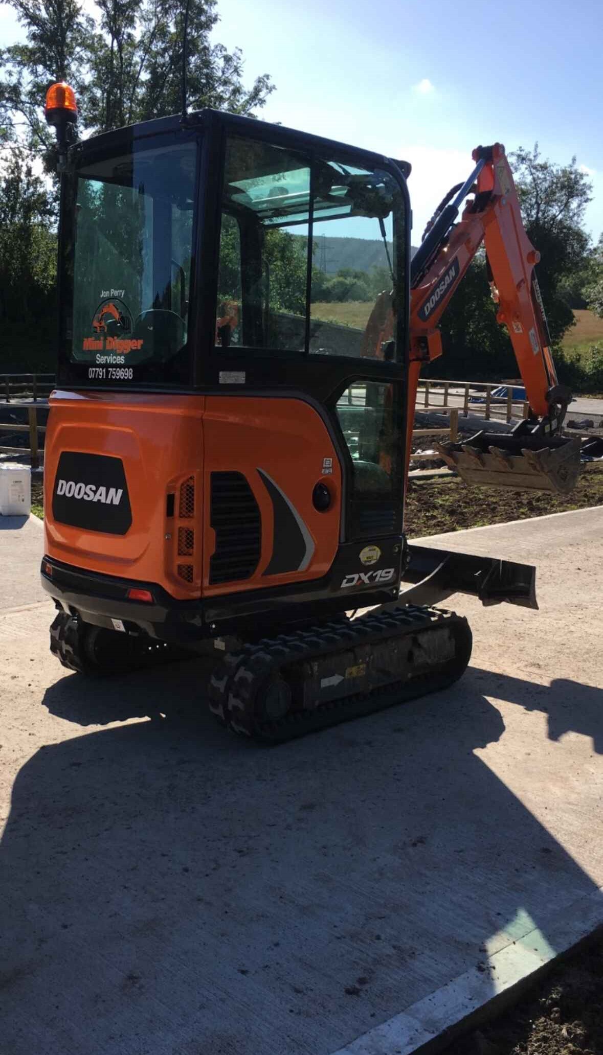 Mini Digger Experts Covering Aberdare